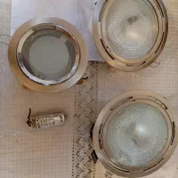 قاب چراغ های روشنایی توکار۳ عدد ۲ عدد خازن دارد