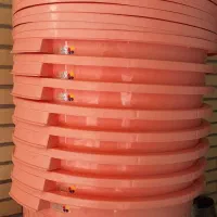 سطل بزرگ و در دار