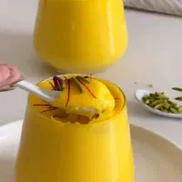 چراغ نیه کاستره