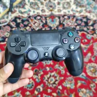 پی اس فور|کنسول، بازی ویدئویی و آنلاین|بم, |دیوار