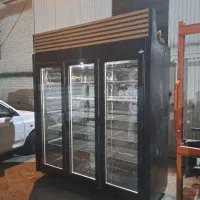 ویترینی ایستاده سبزیجات هایپری سوپری مرغ وماهی