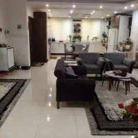 فروش-114م2خ-غرق-نور-تک-واحدی-با-حیاط-ویژه-خ-زواره