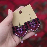 گوشواره سوزن‌دوزی