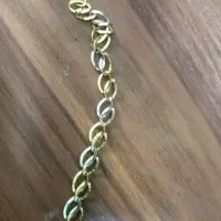 دستبند طلا در حد نو آب نخورده