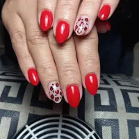 انواع کاشت ناخن|خدمات آرایشگری و زیبایی|مشکین‌دشت, |دیوار