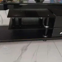 میز تلوزیون ن شیشه ای مشکی