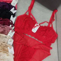 لباس زیر زنانه|لباس|پرند, فاز ۶|دیوار