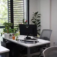 ادمین اینستاگرام همراه با آمورش