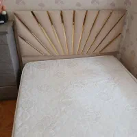 تخت خواب ۲ نفره جنس خوب بدون تشک قیمت ۱۲ تومن