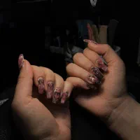 تخفیف بلک‌فرایدی دیزاین ناخن و کاشت|خدمات آرایشگری و زیبایی|مشهد, چهارچشمه|دیوار