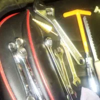 تعدادی انبر و آچار درجه یک|ابزارآلات|لاهیجان, کوی خزر|دیوار