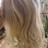 کلاه گیس بلوند روشن بلند بسیار تمیز