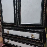 کمد چوبی|جاکفشی، کمد، دراور|قروه, |دیوار