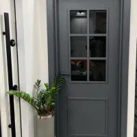 نردبانی درب داخلی پلیوود فریم لس ضدآب دراتاقی