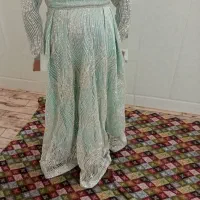 دون|لباس|قم, ولیعصر|دیوار