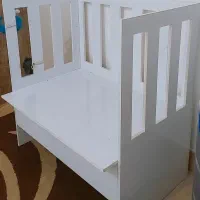 تخت نوزاد