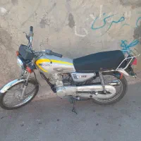 موتور هندا۱۲۵مدل ۹۳پلاک ملی مدارک کامل|موتورسیکلت|شیراز, پودنک|دیوار