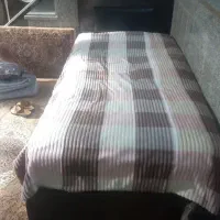 تخت|تخت و سرویس خواب|قم, انسجام|دیوار