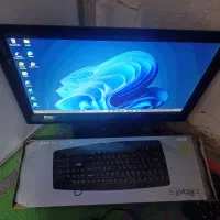 یک عدد مانیتور ال جی وکیبورد نو