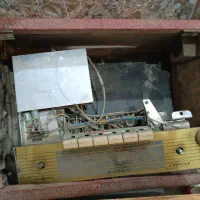 رادیو و گرام قدیمی|کلکسیون اشیاء عتیقه|دورود, |دیوار