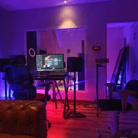 استودیو آهنگسازی استدیو خوانندگی میکس مسترینگ ضبط