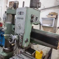 نیازمند نیروی ساده