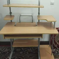 میز کامپیوتر