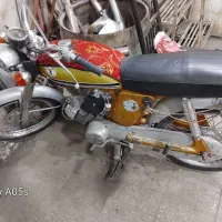 یاماها ۱۰۰ زردقناری