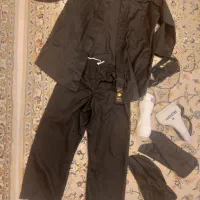 لباس رزمی با ساق دست و روسری