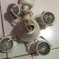 لوستر مغازه
