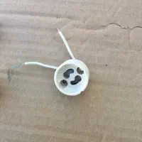 سوکت سرامیکی هالوژن|لامپ و چراغ|اصفهان, بوستان کوهستانی صفه|دیوار