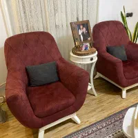 فروش مبل میز ناهارخوری و ۳ عدد فرش جلو مبلی|حراج|رشت, پیرکلاچای|دیوار