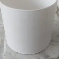 گلدان سفالی و پلیمری