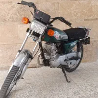 هندا ۱۲۵ تک برگ سند کم کار ۹۵ معاوضه با ۲۰۰ یا ۱۵۰