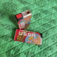 فندک اتمی|کلکسیون اشیاء عتیقه|گلبهار, شهر جدید گلبهار|دیوار