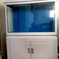 آکواریوم با میز