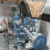 دستگاه کره گیری مغزیجات