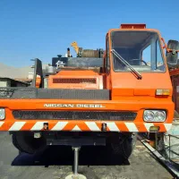 جرثقیل ۱۰۰ تن