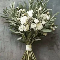 شاگرد خانم برای گلفروشی