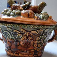 پارچه و لیوان شکلات خوری  انگورخوری قدیمی|صنایع دستی و سایر لوازم تزئینی|مشهد, هنرستان|دیوار