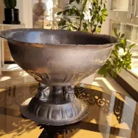 کاسه پایدار قدیمی و مجمع قدیمی وان یکاد