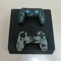 PS4 slim  1TB