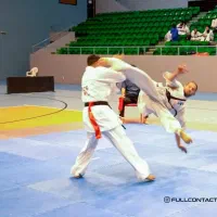 آموزش کیوکوشین تخصصی و با برنامه تمرینی