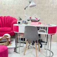 اجاره میز ناخن