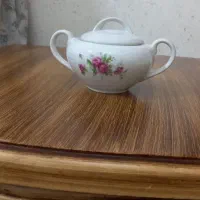 قندان گل سرخی کمیاب