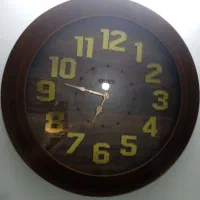 ساعت دیواری چوبی جنس عالی
