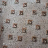 موکت کرم و قهوه ای برای کناره فرش و یا راهرو