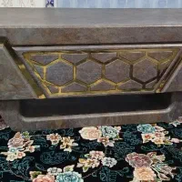 میزی تلویزیون تمیز