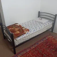 تخت خواب فلزی تک نفره