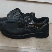 کفش کار پنجه اهنی سایز ۴۲